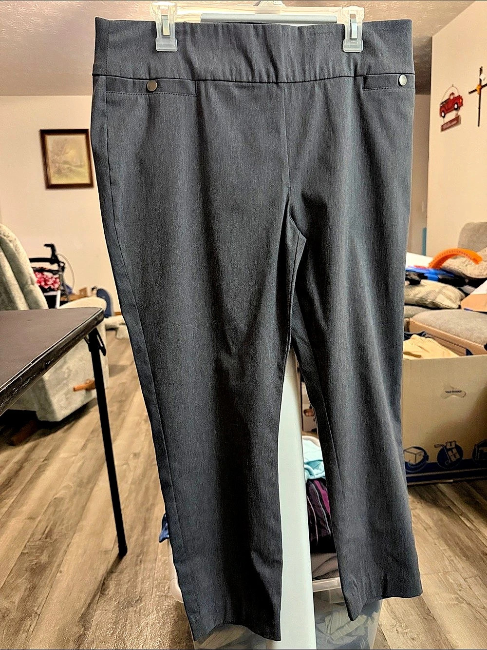 Maurices Women’s Gray Trousers
